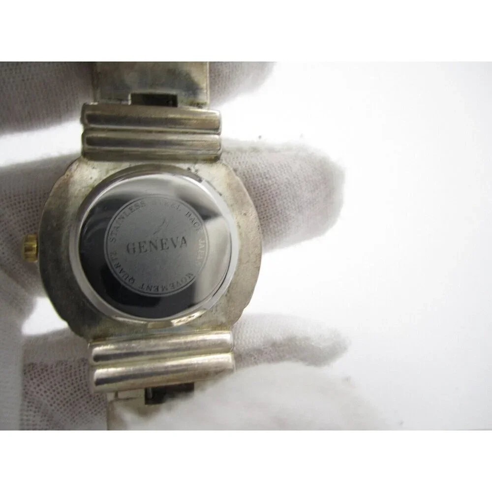 Women Geneva Quartz WR Analog 29mm Round Bangle Watch (H641) 